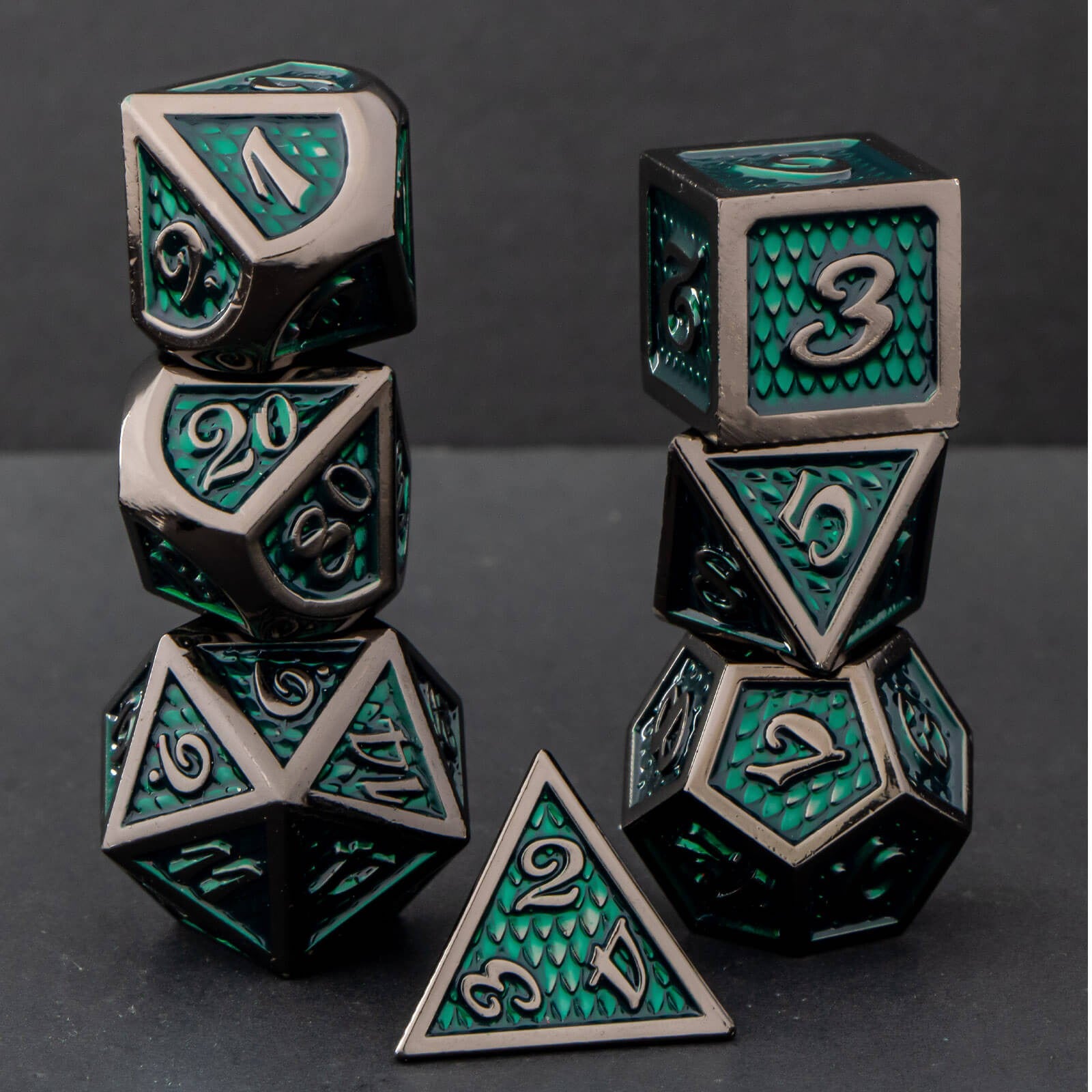 Conjunto de dados de metal 7pcs - Escamas de Dragão | RPG/D&D, Pathfinder